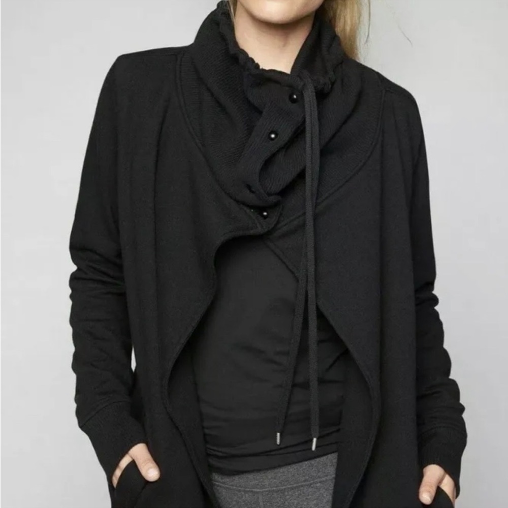 Athleta Wrapper’s Delight Jacket Black Size Medium